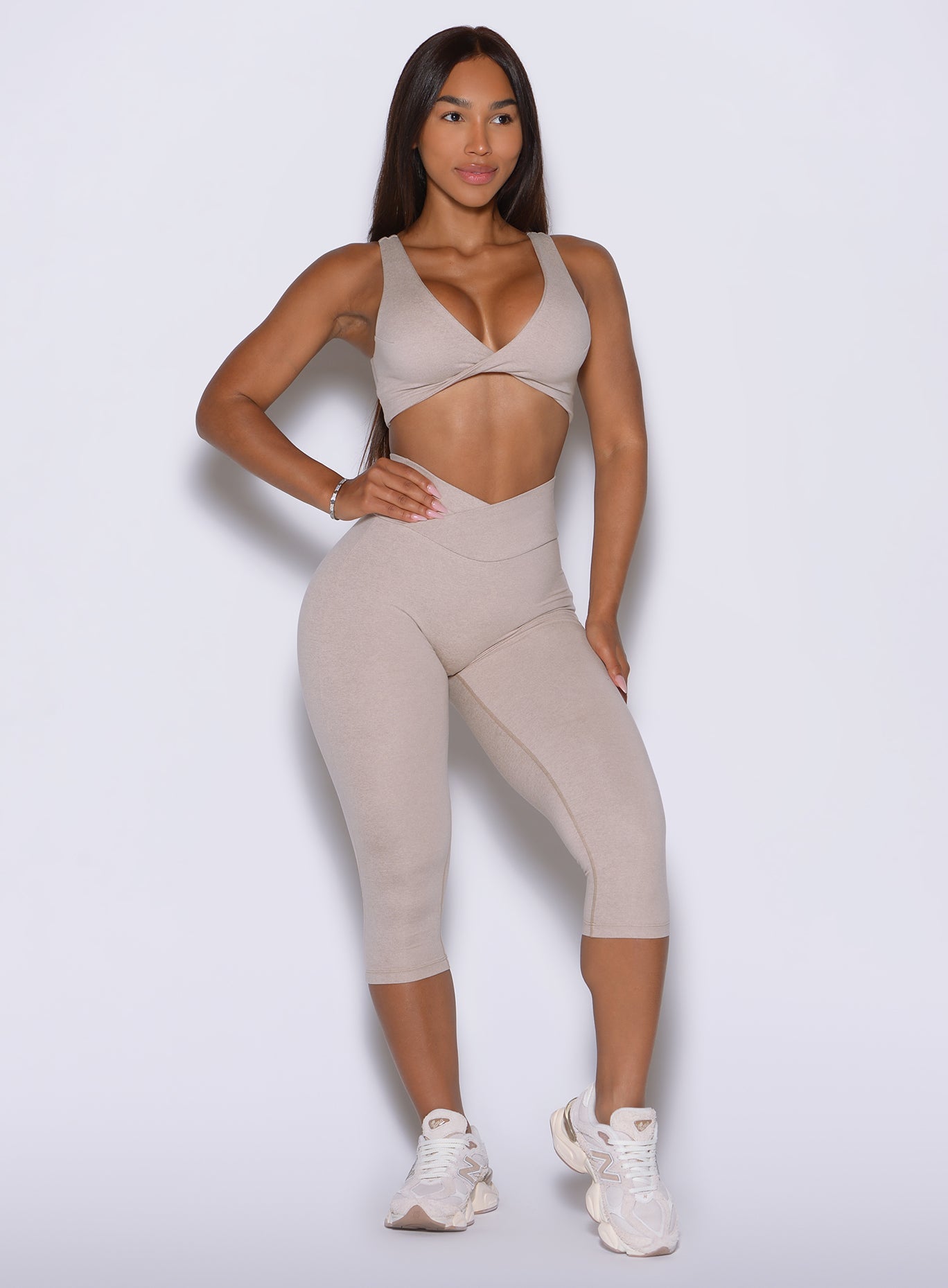 Contour Capri Leggings