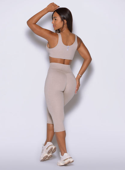 Contour Capri Leggings