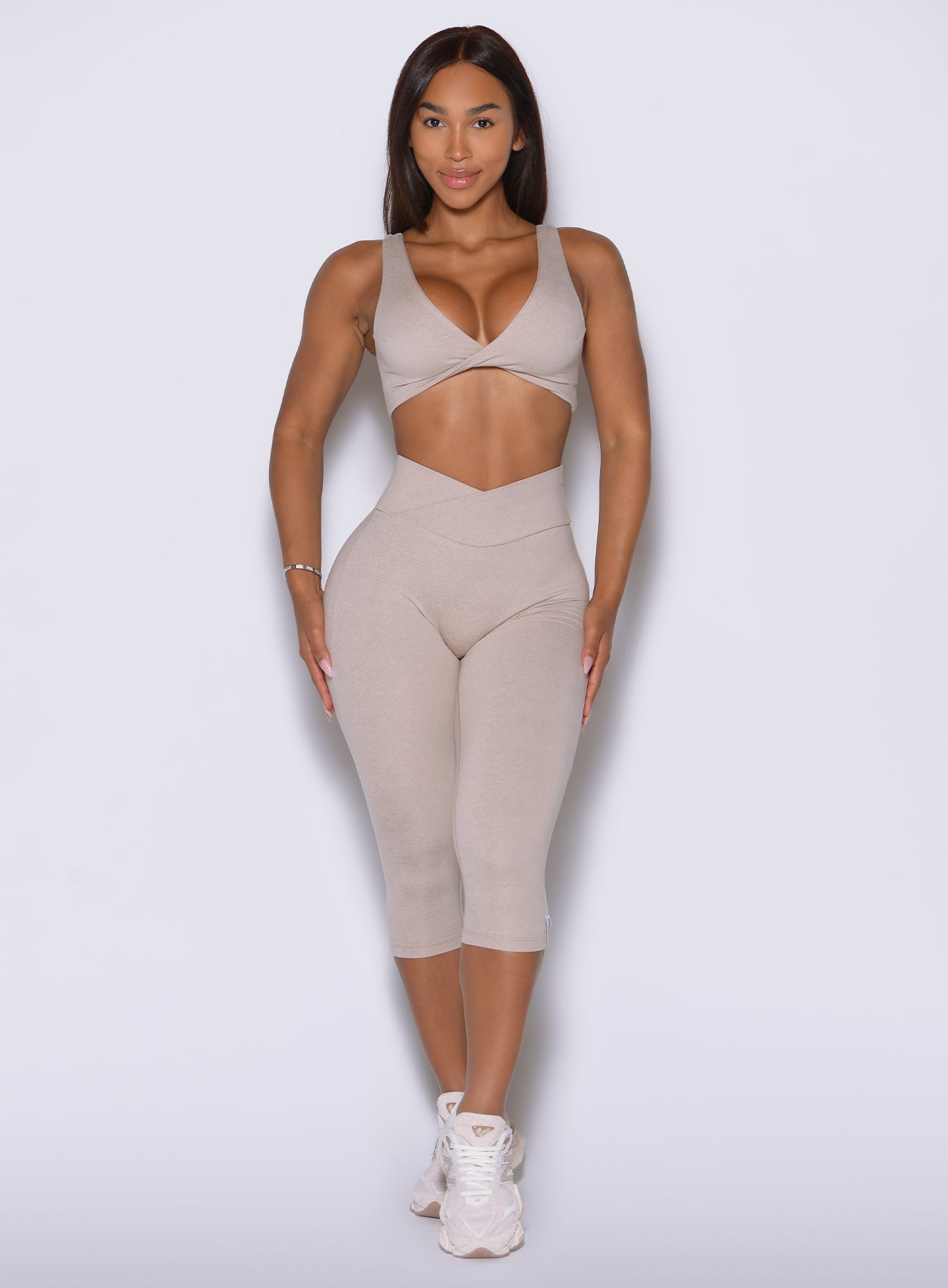 Contour Capri Leggings