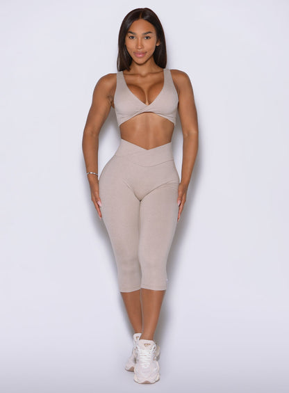 Contour Capri Leggings