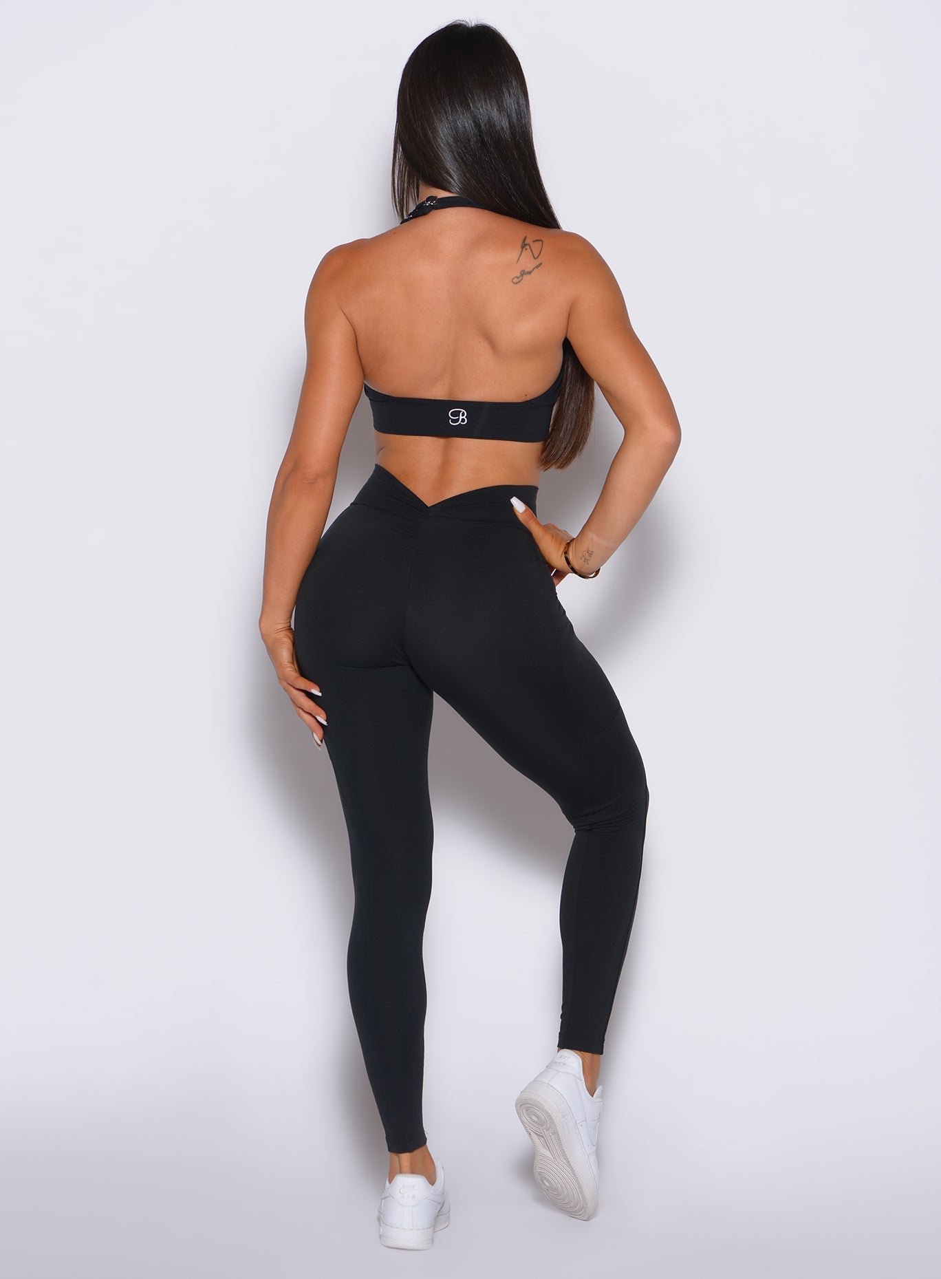 V Back Leggings