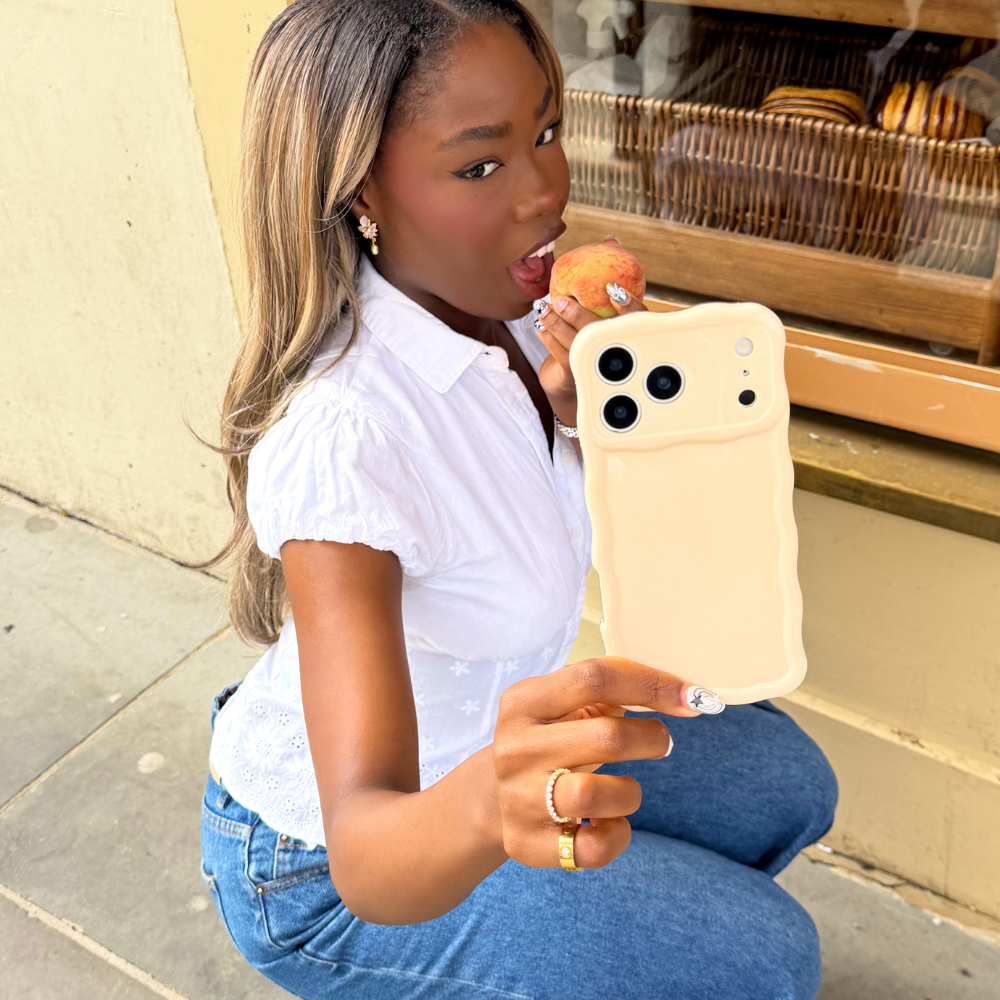 Wavy Phone Case - Peachy Yellow
