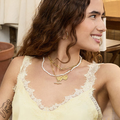 Amulet T Bar Necklace 18ct Gold Plate