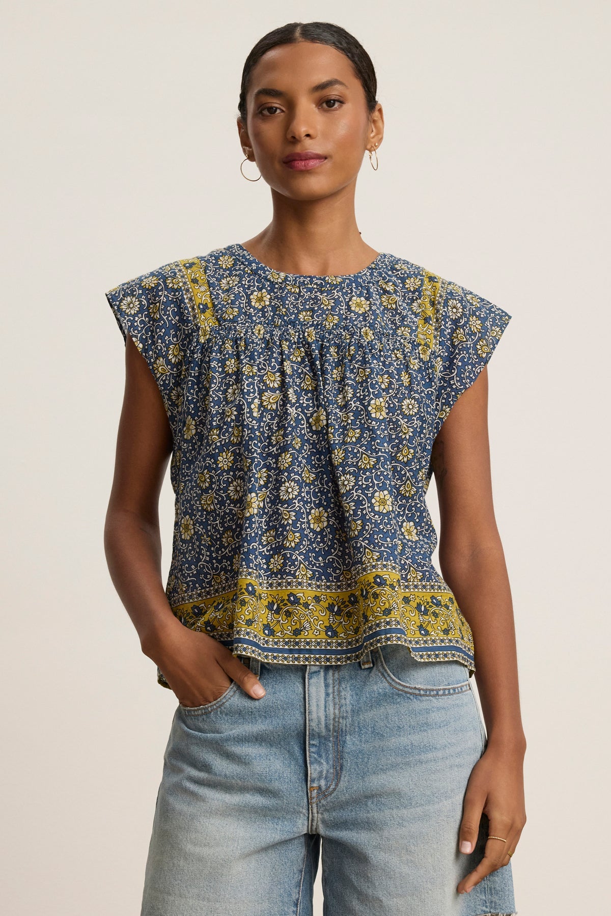 SELENE TOP