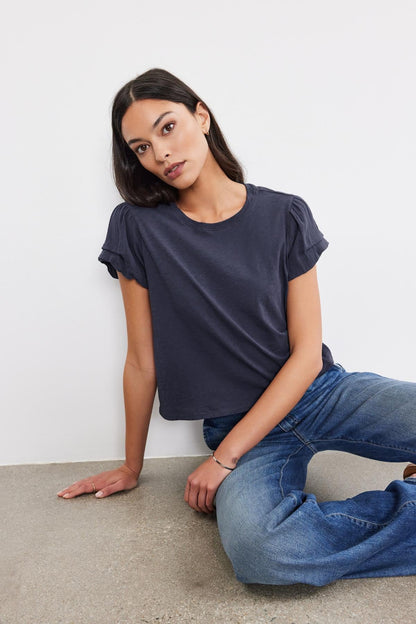 DELLA TEE