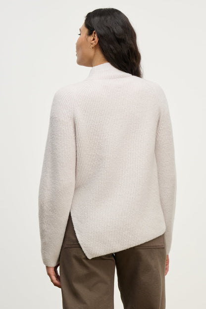 LESA SWEATER