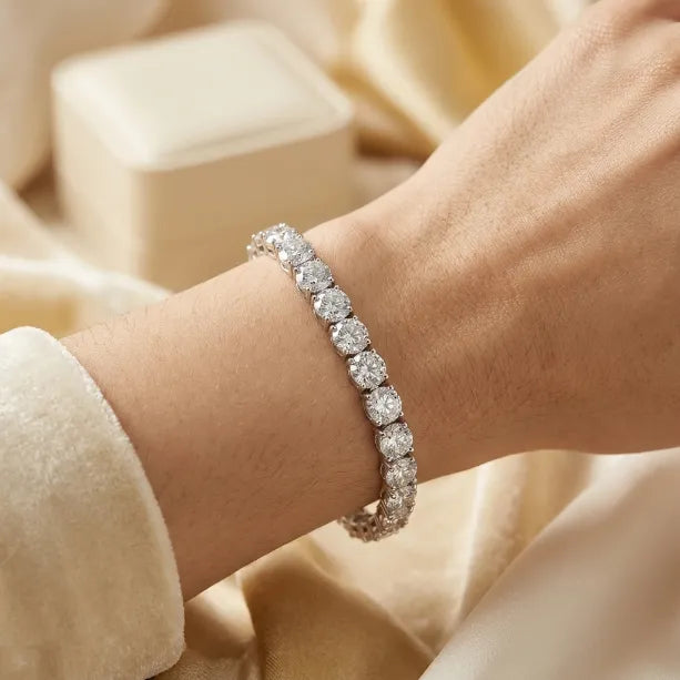 💎D-Color Moissanite Tennis Bracelet – 4mm Stones with 14K Gold Plating & Double Safety Clasp