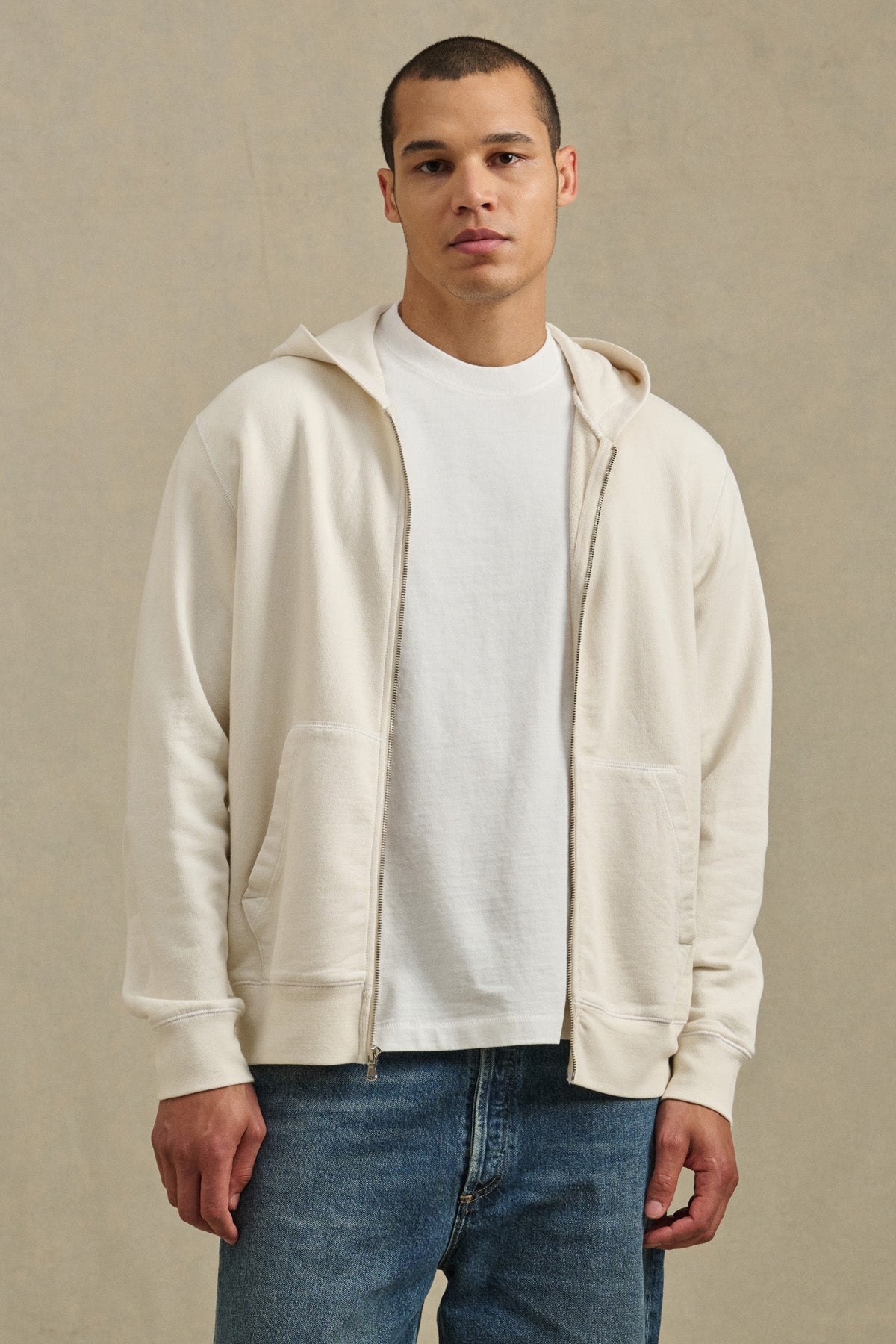 VINCENT HOODIE
