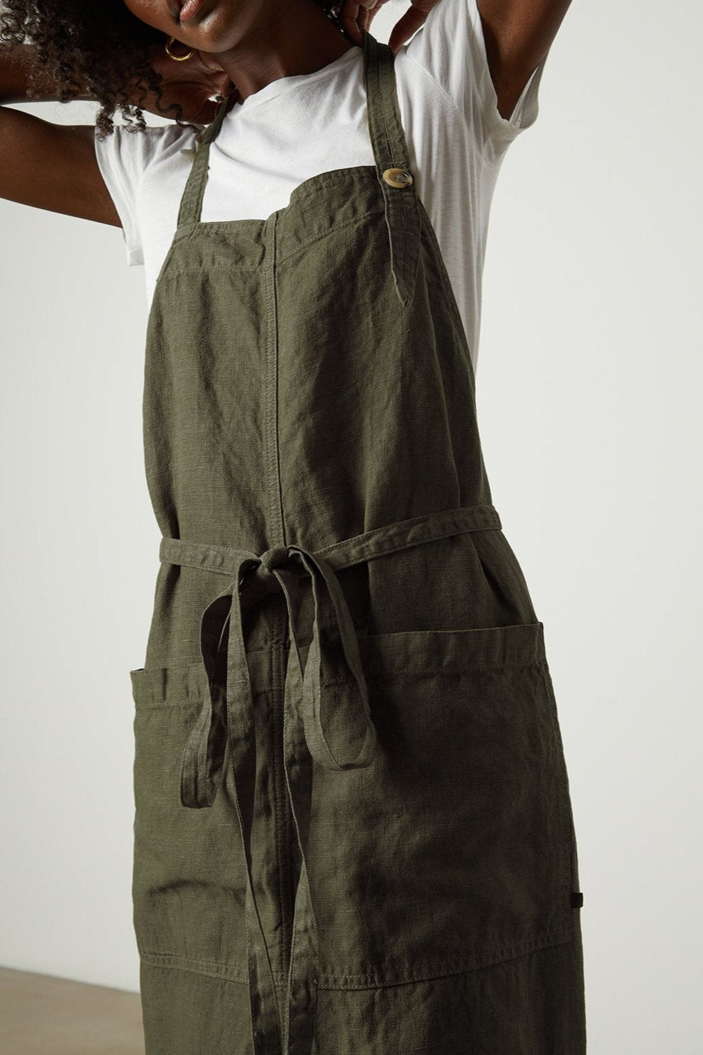 LINEN APRON