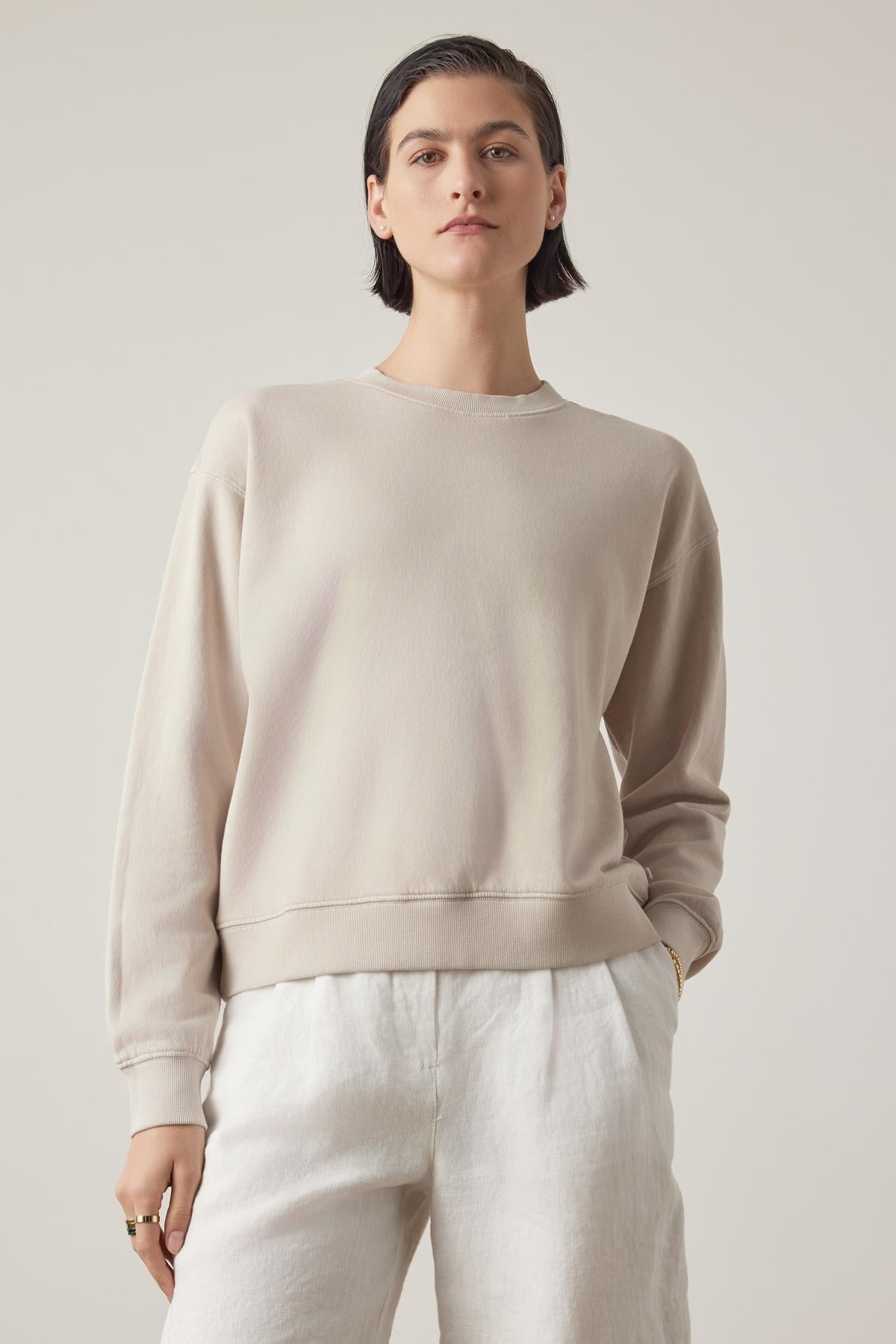 YNEZ SWEATSHIRT