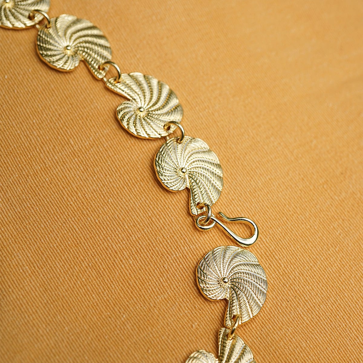 Polly Shell Belt 18ct Gold Plate