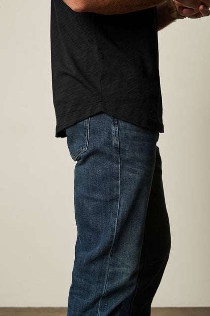 AMARO TEE