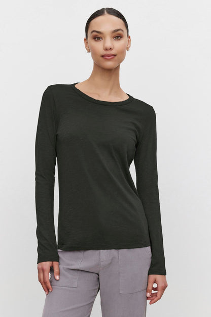 LIZZIE TEE