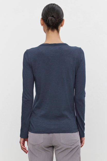 LIZZIE TEE
