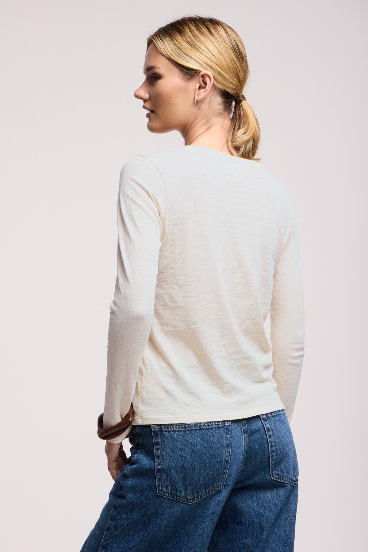 LIZZIE TEE