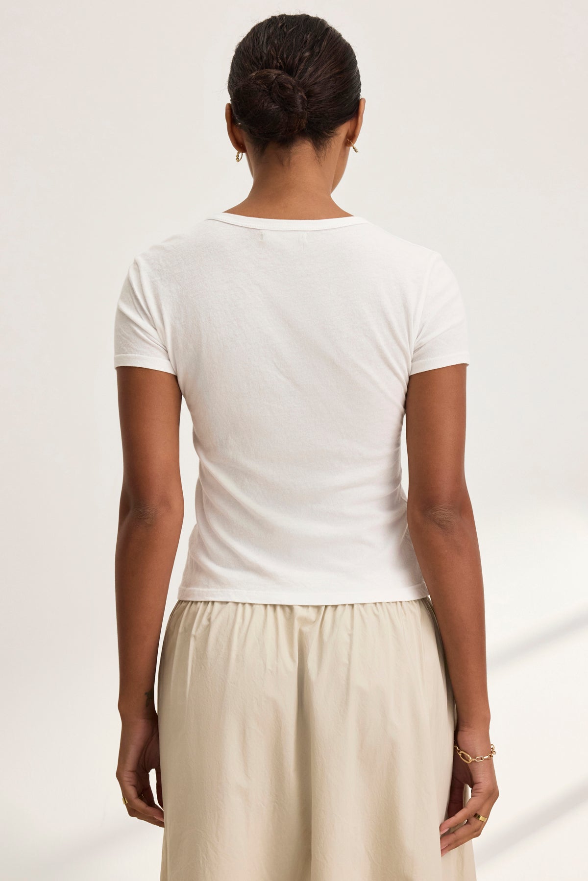 WHITNEY TEE