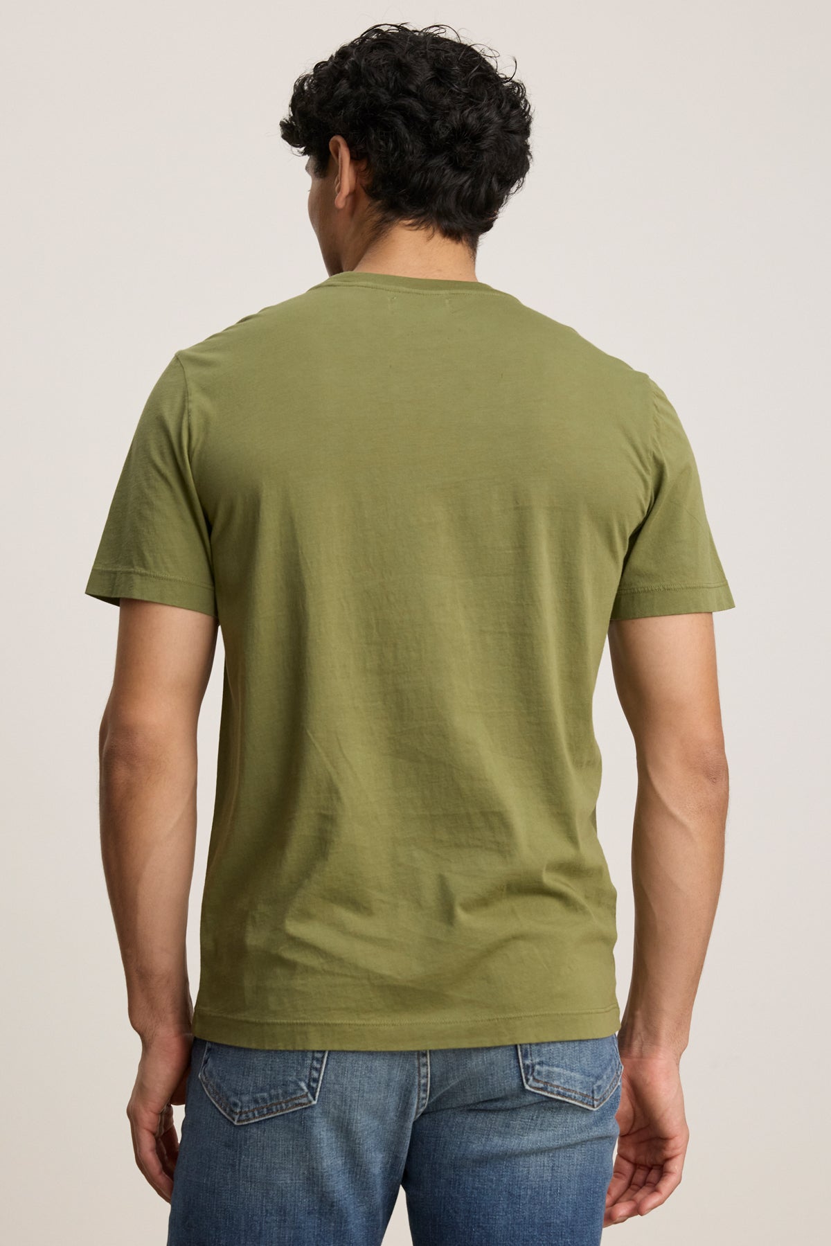 HOWARD TEE